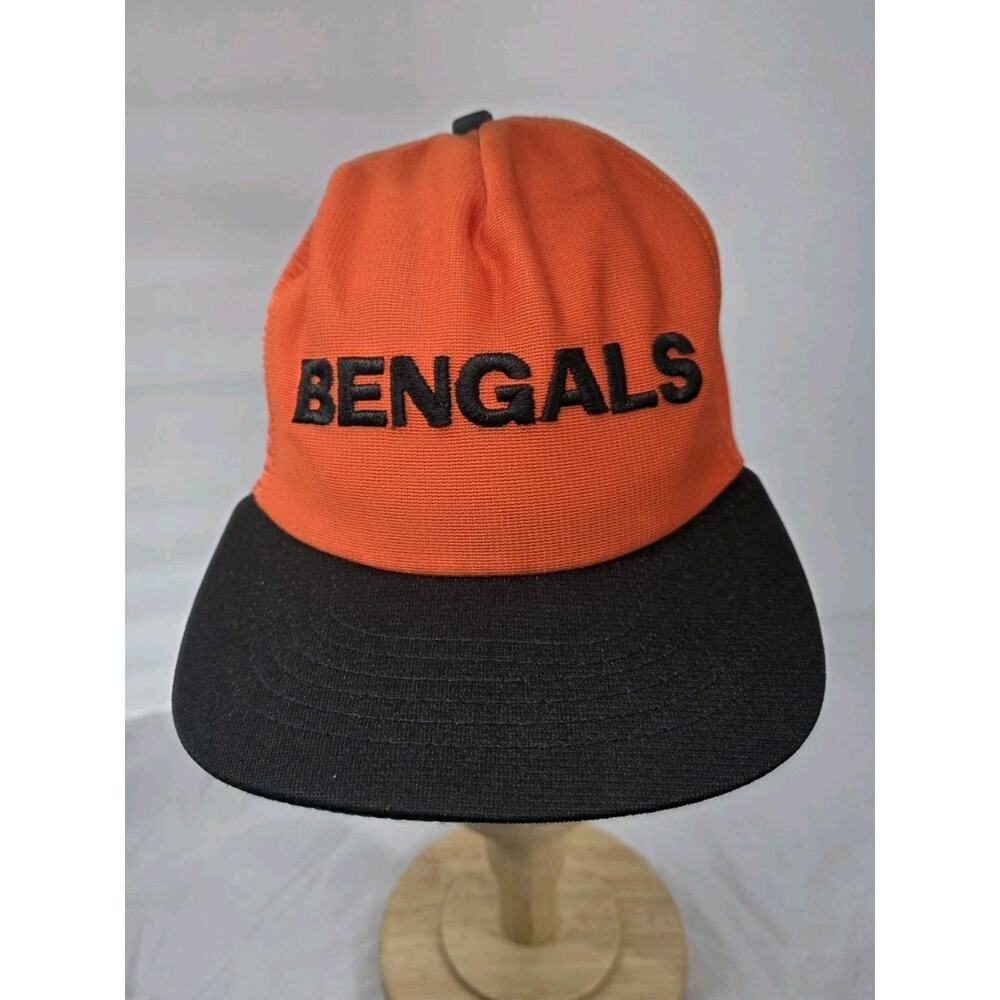 VTG Cincinnati Bengals New Era Dupont USA Mesh Snapback Trucker Hat Spellout